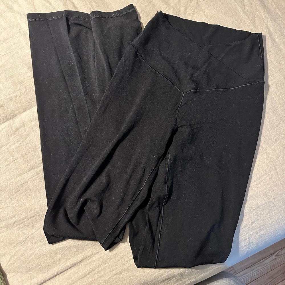 Aerie crossover flare leggings